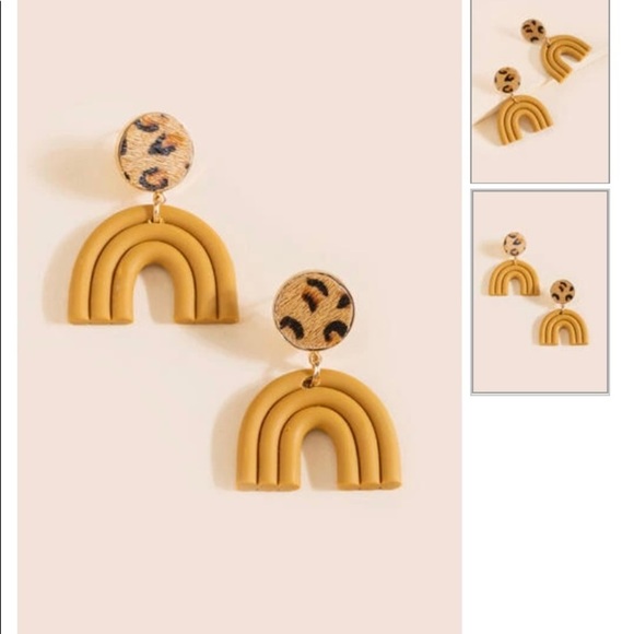 BNWT JASMINE FUR POST DROP EARRINGS - Picture 6 of 9